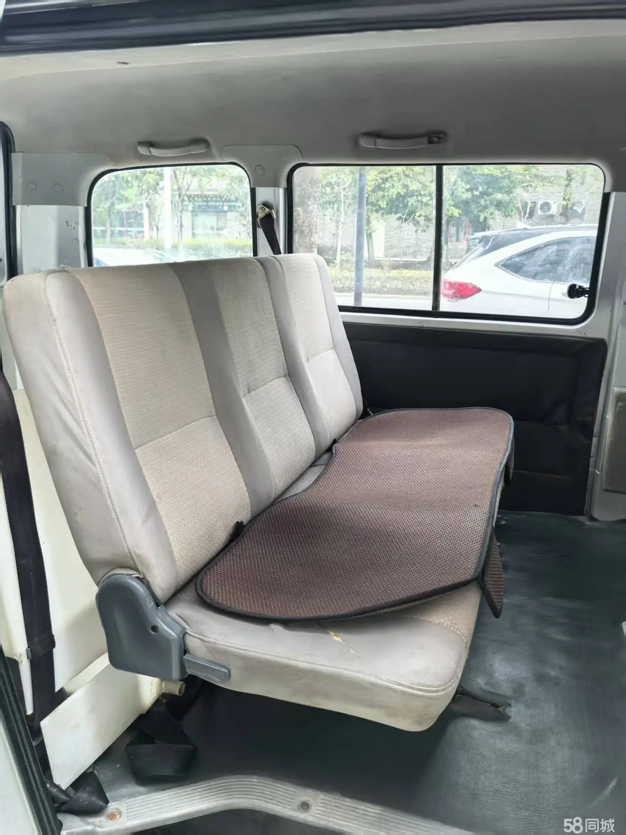 Forthing Lingzhi 2016 car image #8