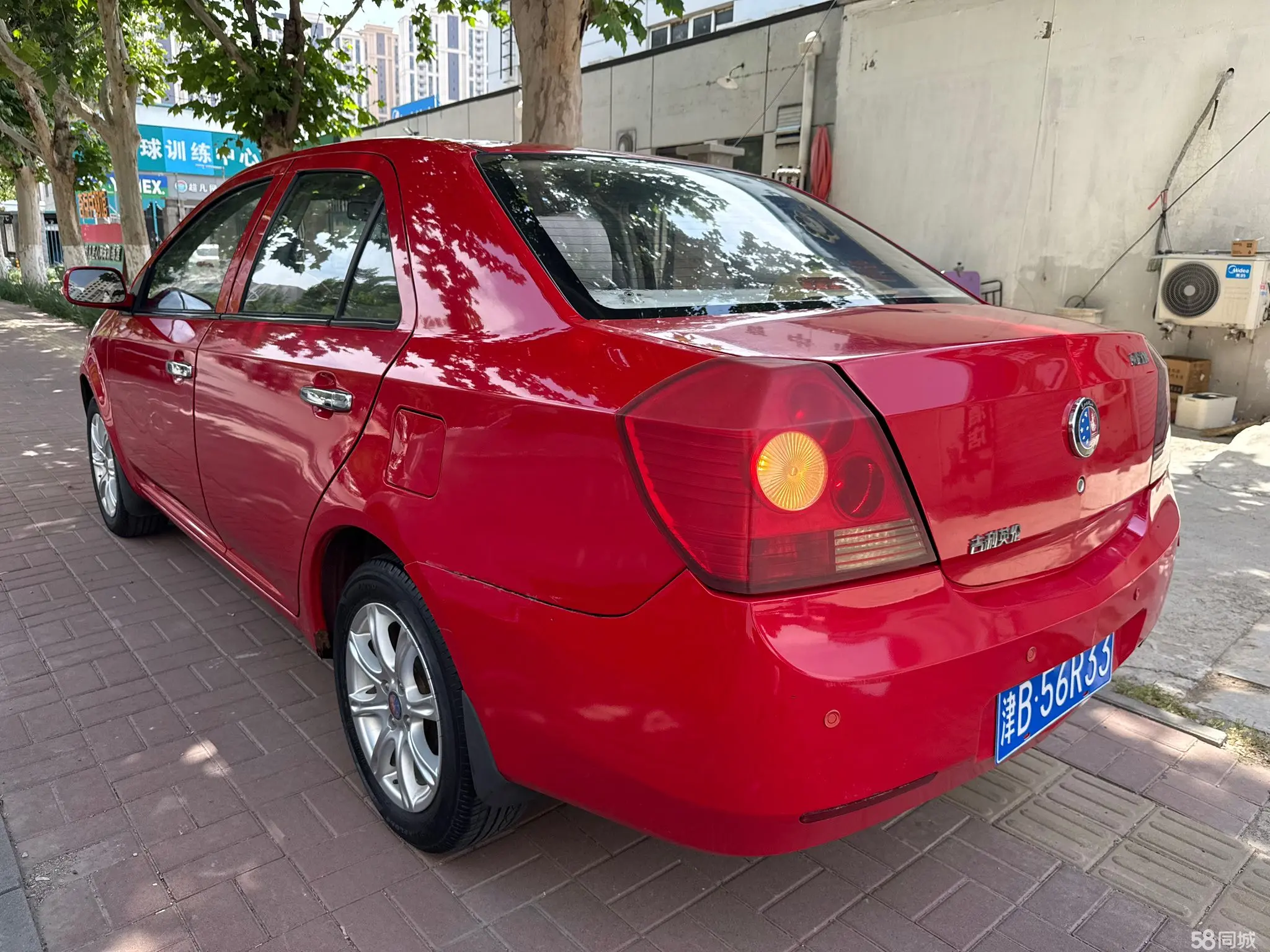 GEELY KingKong 2012 car image #8