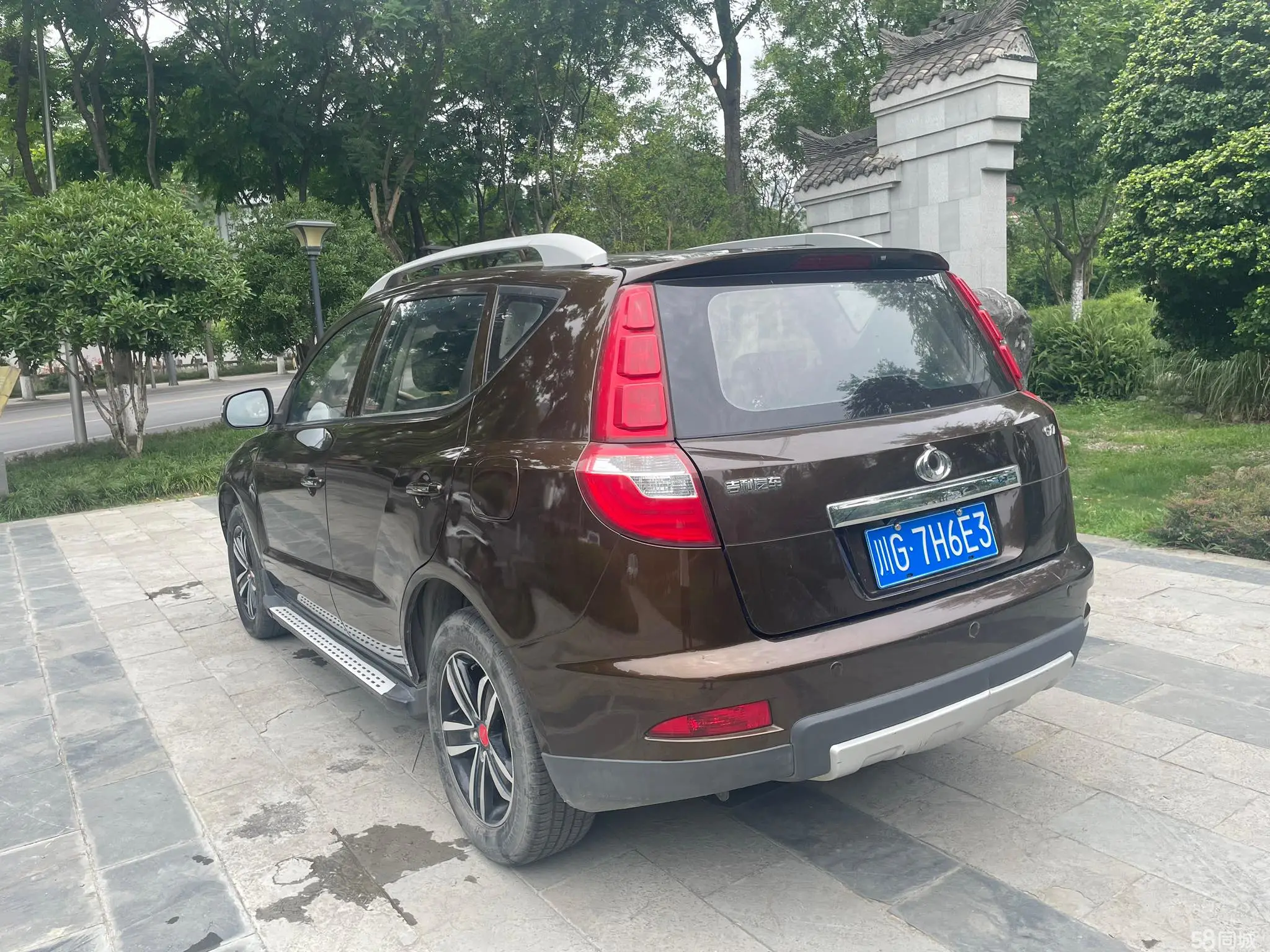 GEELY GX7 2016 car image #8