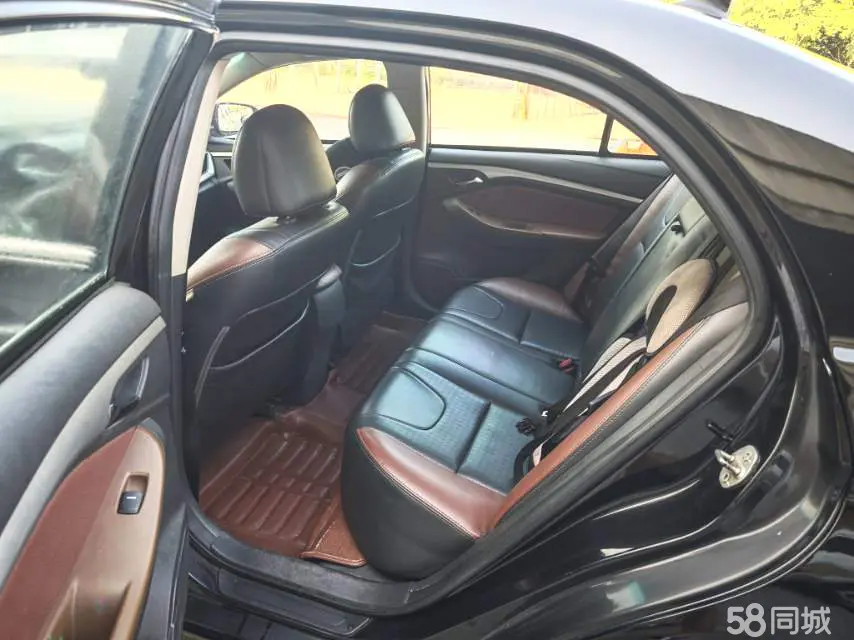 BYD G5 2014 immagine di auto #8