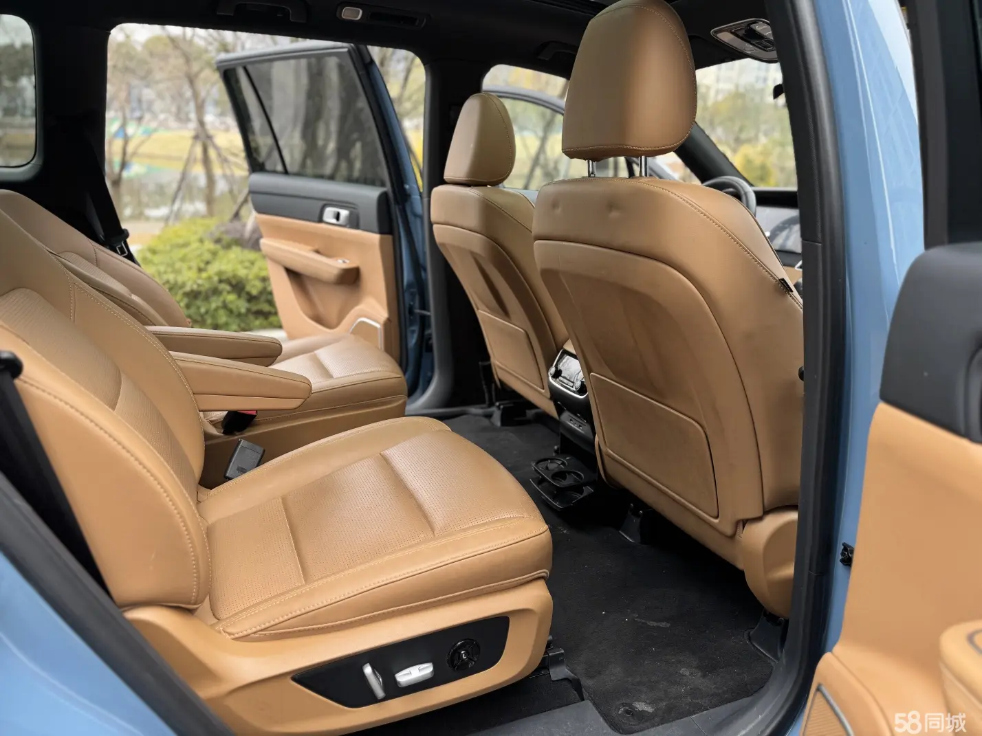 Li i6 2022 immagine di auto #8