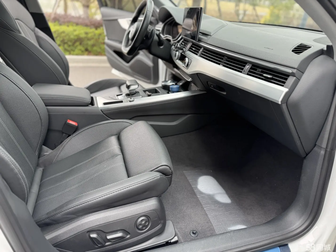 Audi A4L 2022 #8 Audi A4L 2022 car image #8