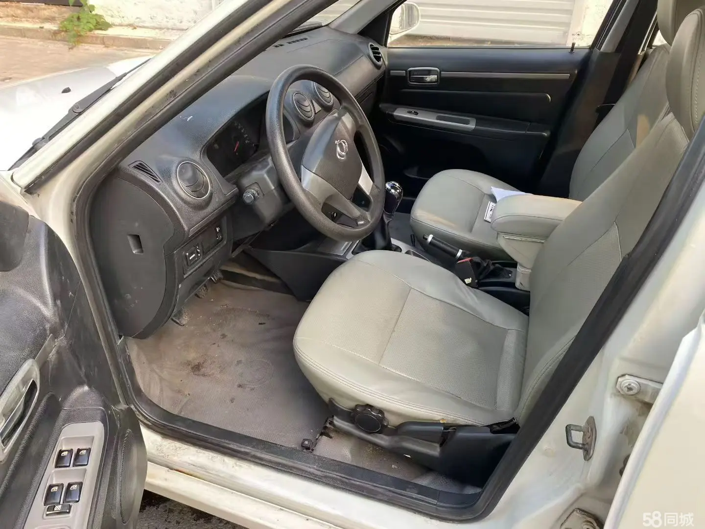 GEELY LibertyShip 2012 car image #8