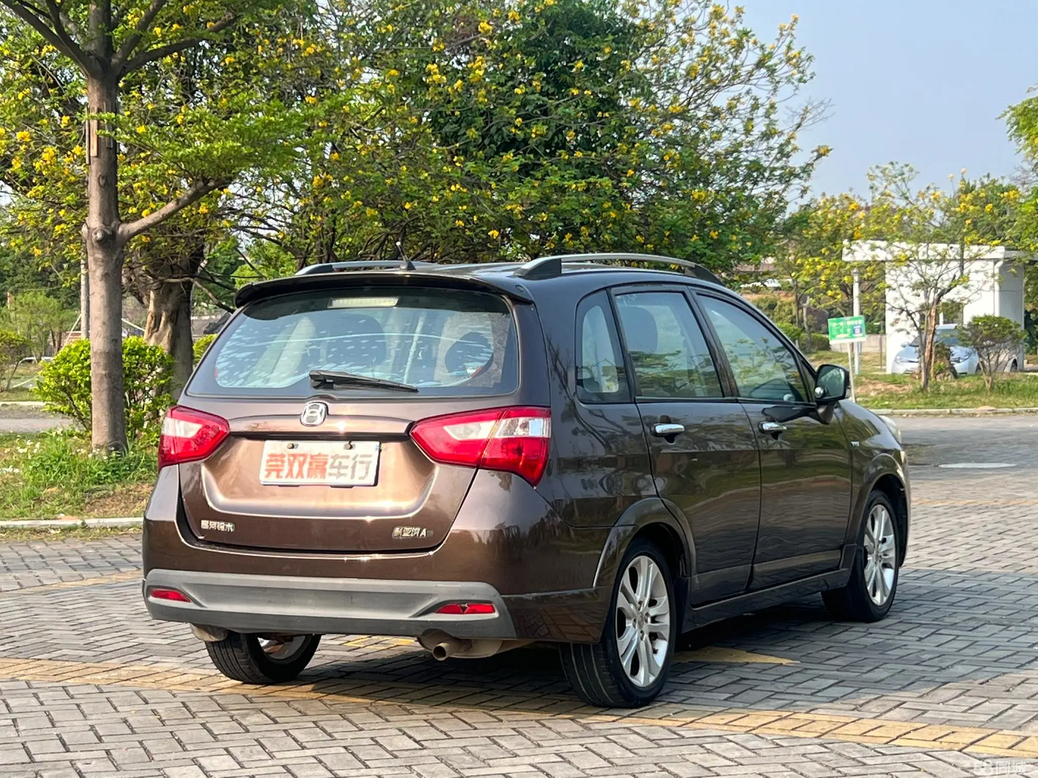 Suzuki Liana A6 2015 immagine di auto #8