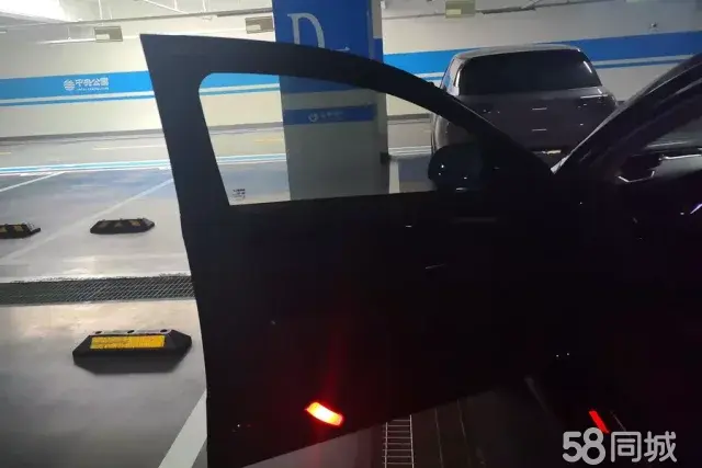 GEELY Ulion 2015 immagine di auto #8