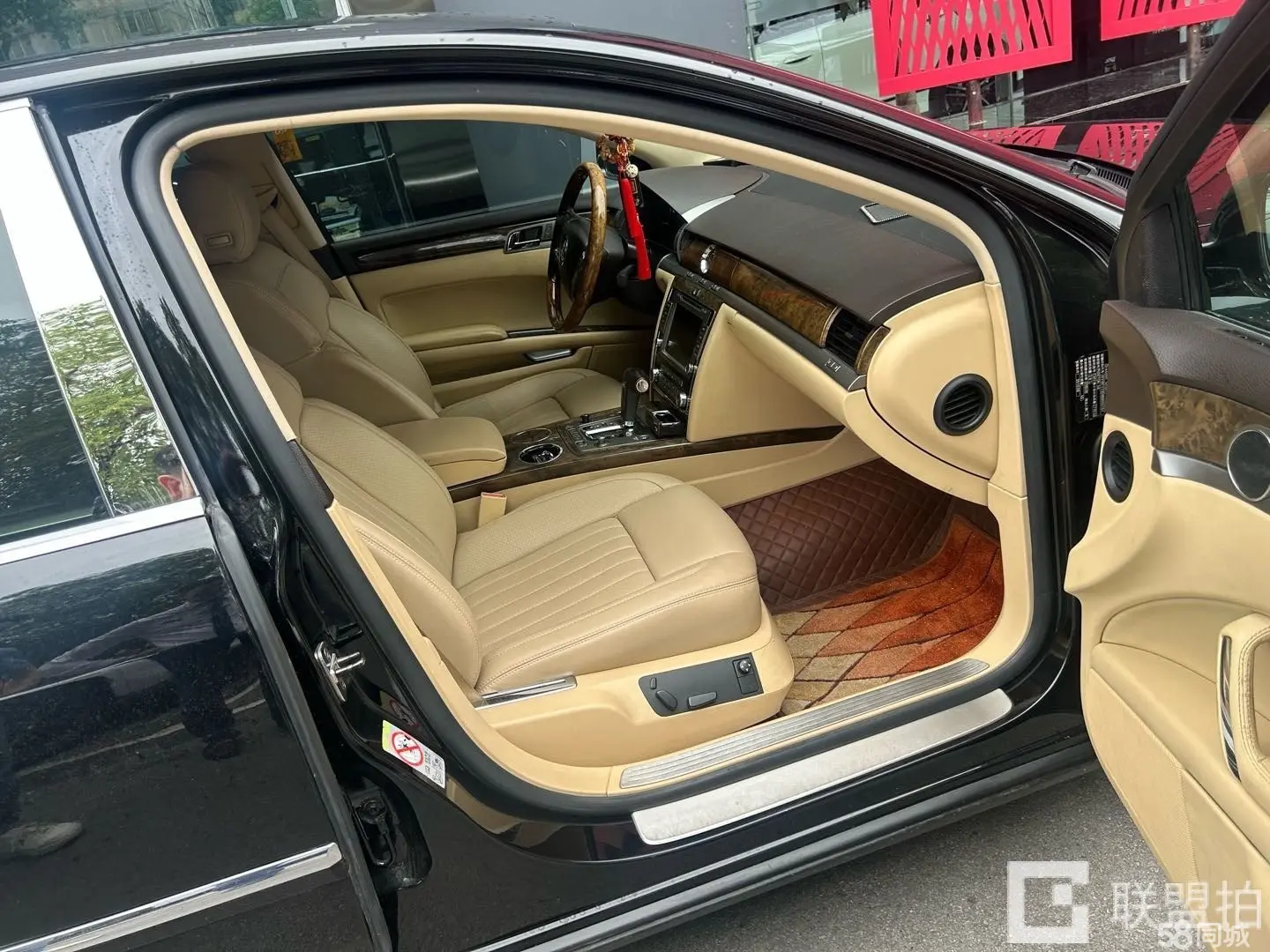 Volkswagen Pheaton 2010 immagine di auto #8