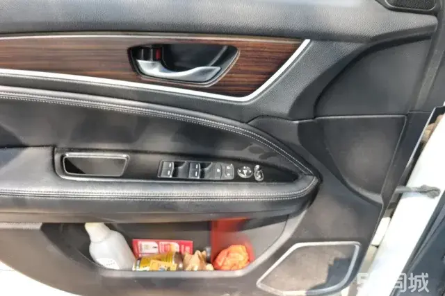 Honda Avancier 2017 صورة سيارة #8