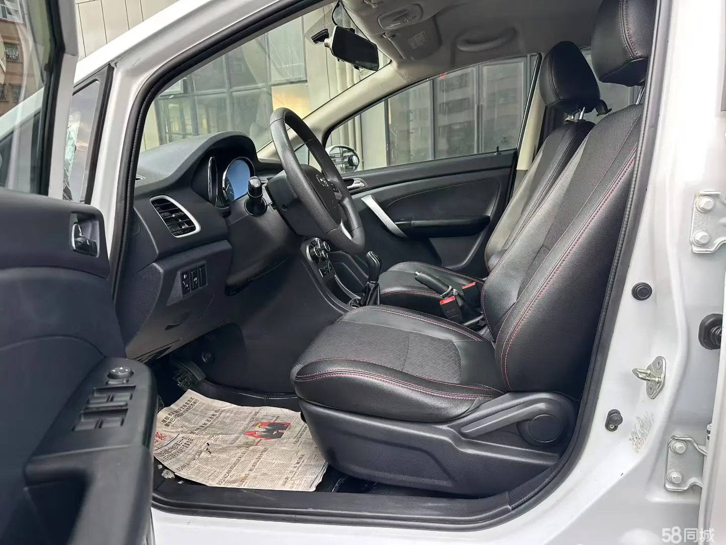 Kaiyi C3R 2016 #8 Kaiyi C3R 2016 car image #8