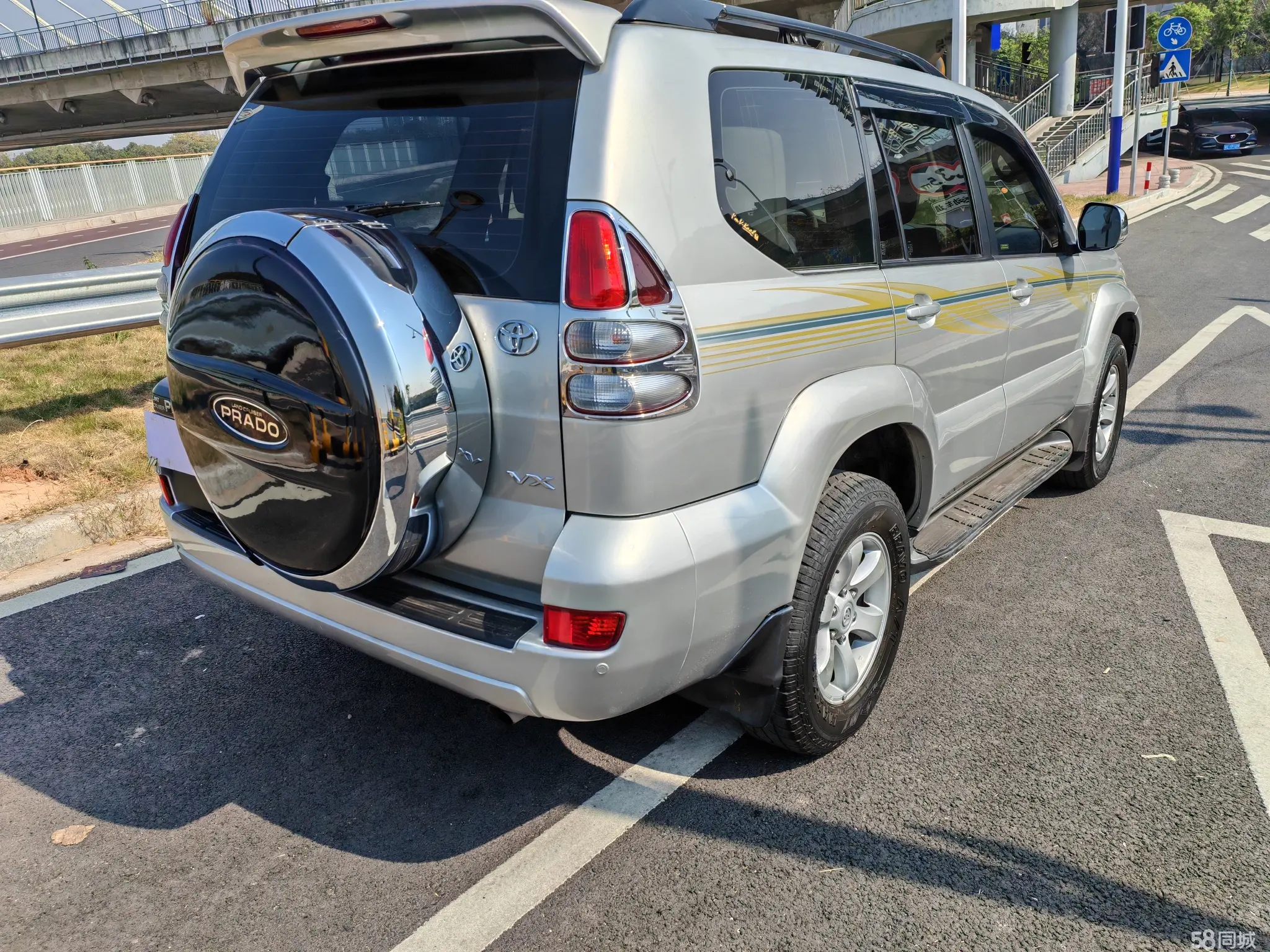 Toyota Prado (Imported) 2005 #8 Toyota Prado (Imported) 2005 car image #8