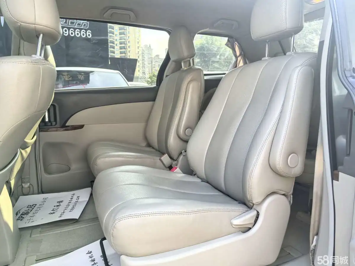 BYD M6 2013 car image #8