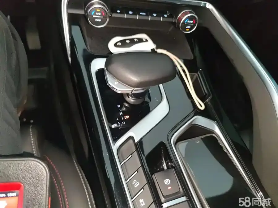 GEELY Tugella S 2021 #8 GEELY Tugella S 2021 car image #8