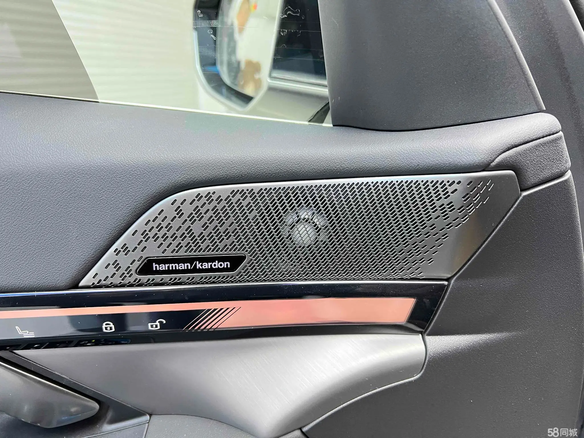 BMW i5 2025 car image #8