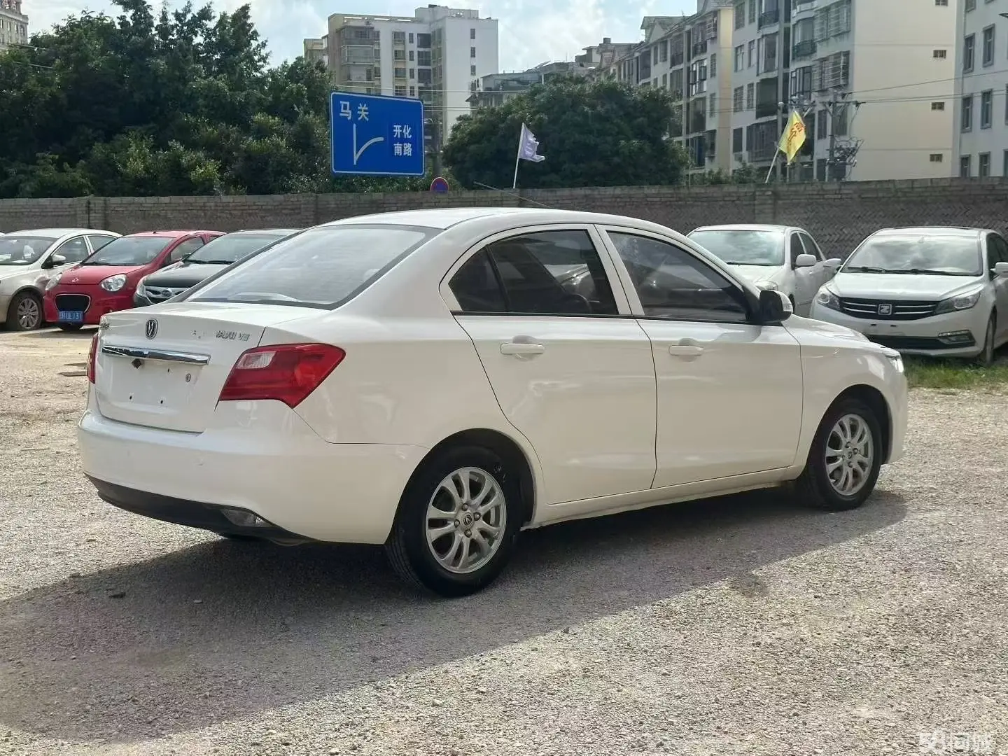 Changan Alsvin V3 2018 car image #8