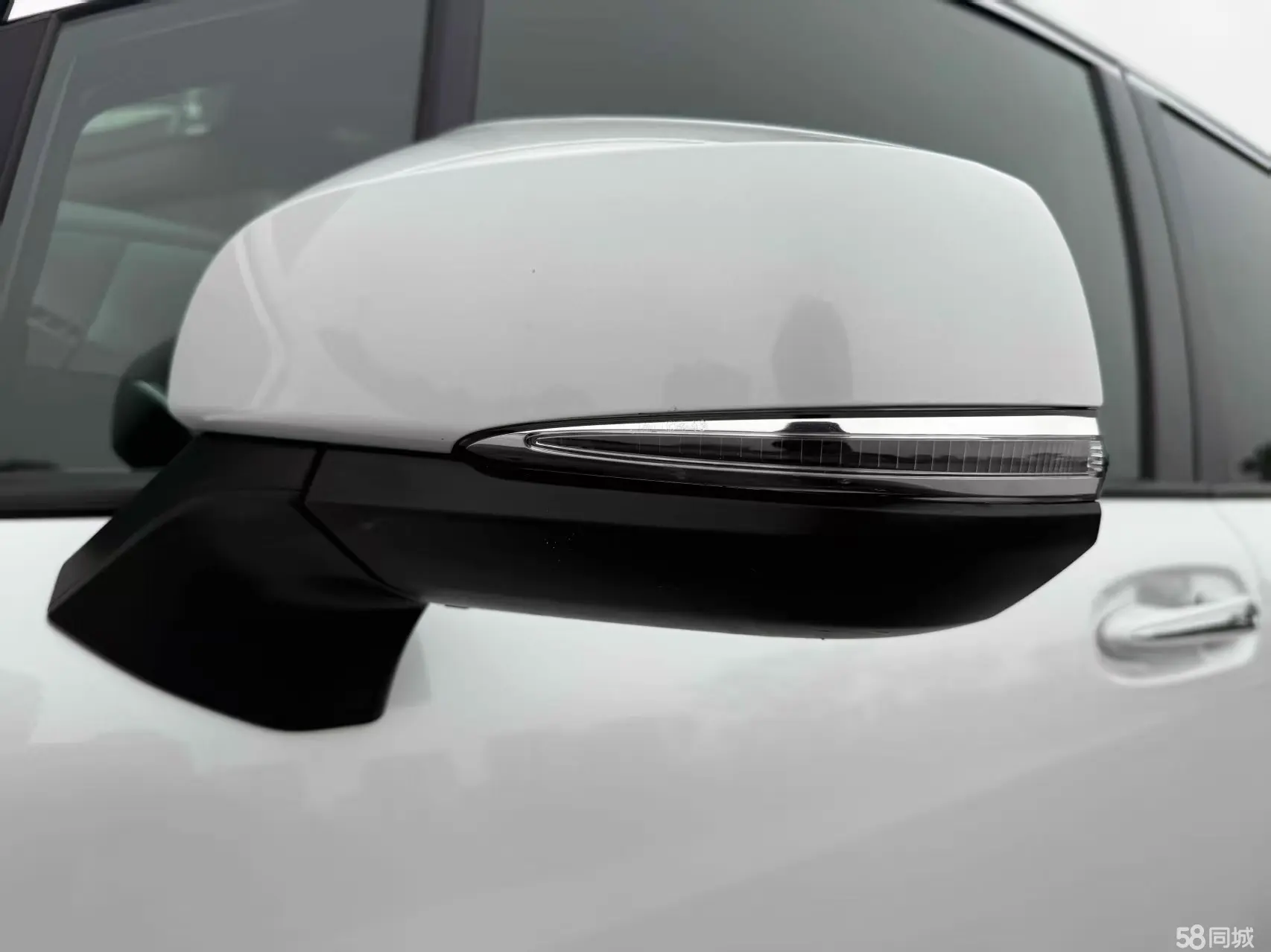 Toyota Granvia 2025 car image #8