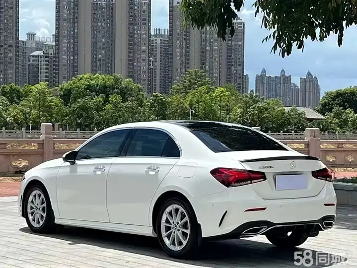Mercedes-Benz A Class 2019 car image #8