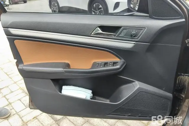 Volkswagen Cross Lavida 2017 immagine di auto #8