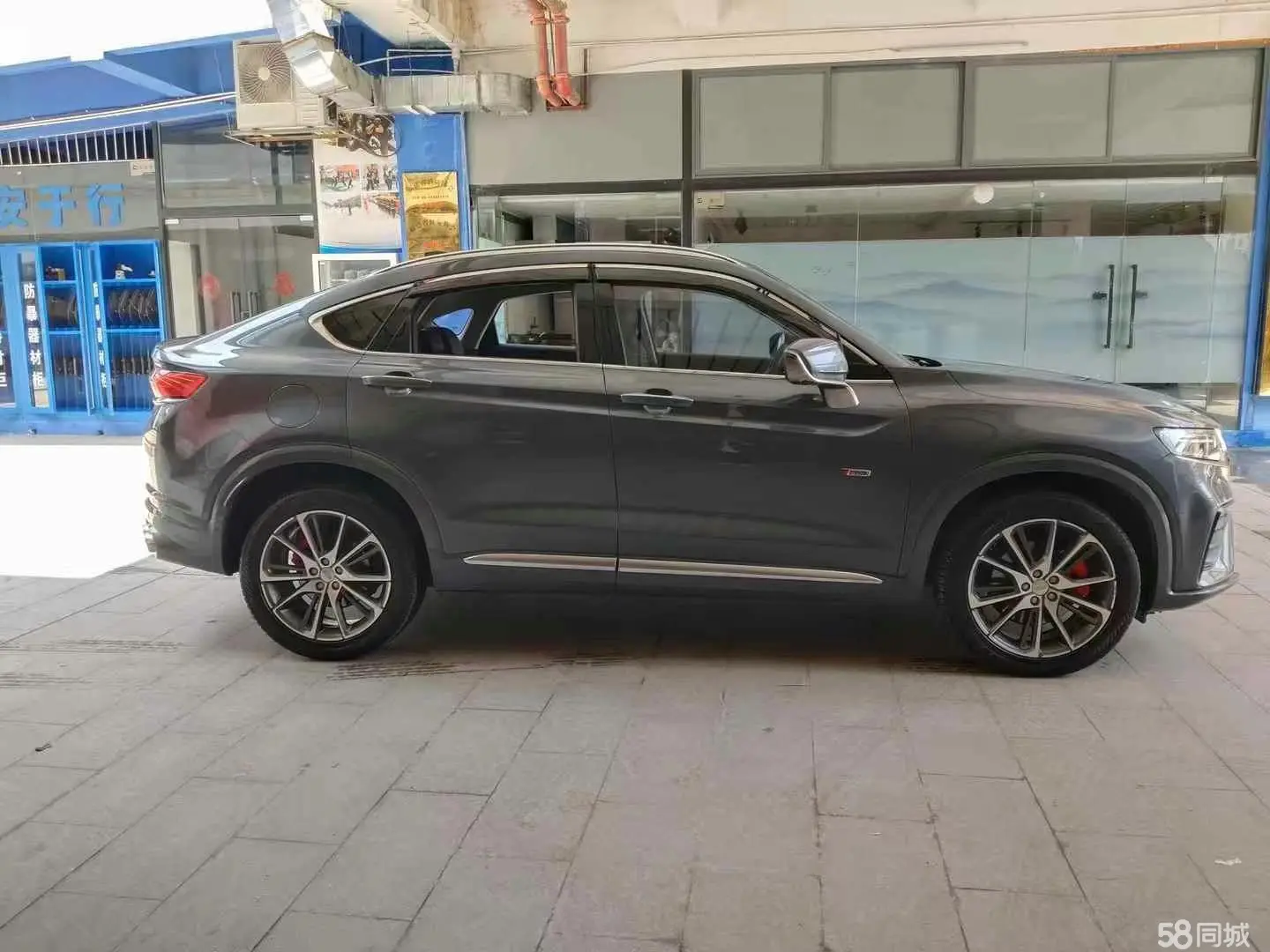 GEELY Tugella 2021 car image #8