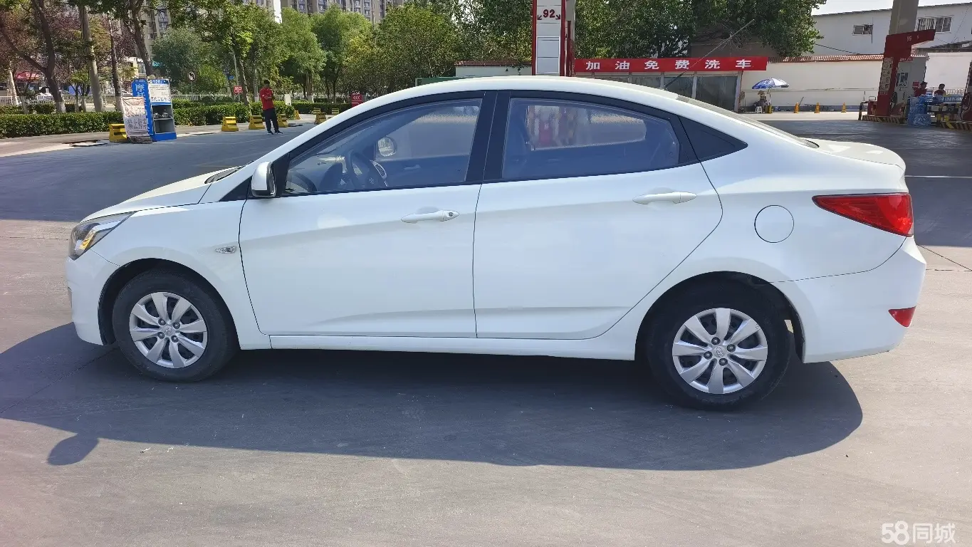 Hyundai Reina Hatchback 2014 #8 Hyundai Reina Hatchback 2014 immagine di auto #8