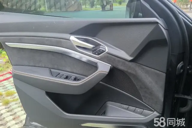 Mercedes-Benz SLK AMG 2021 car image #8