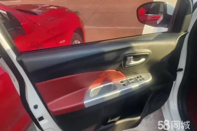 Changan BenBen EV 2018 #8 Changan BenBen EV 2018 car image #8