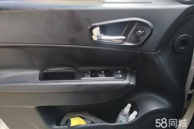 GAC Trumpchi GS5 2013 изображение автомобиля #8