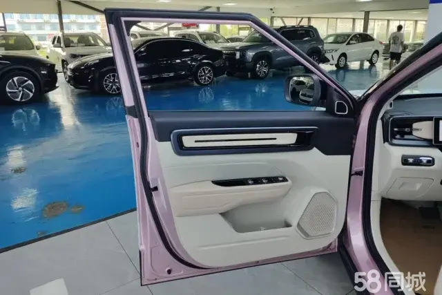 GEELY ICON 2024 car image #8