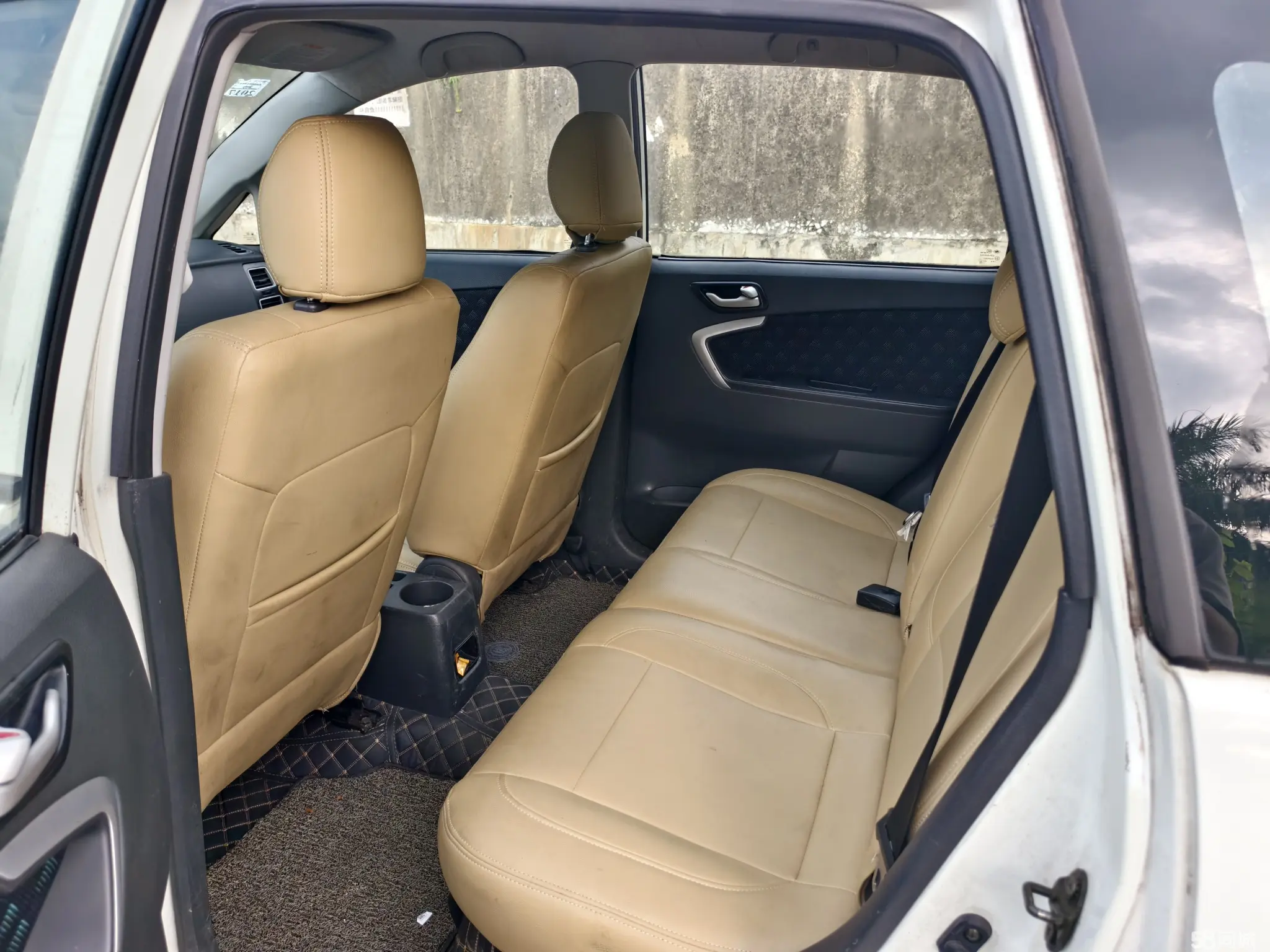 Suzuki Liana A6 2015 immagine di auto #8