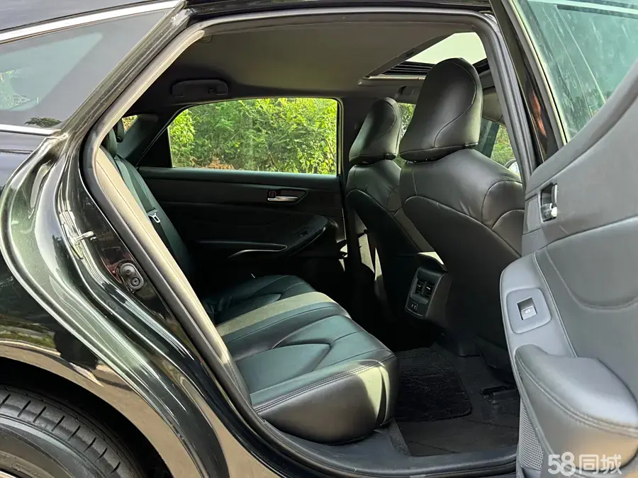 Toyota Avalon 2019 car image #8