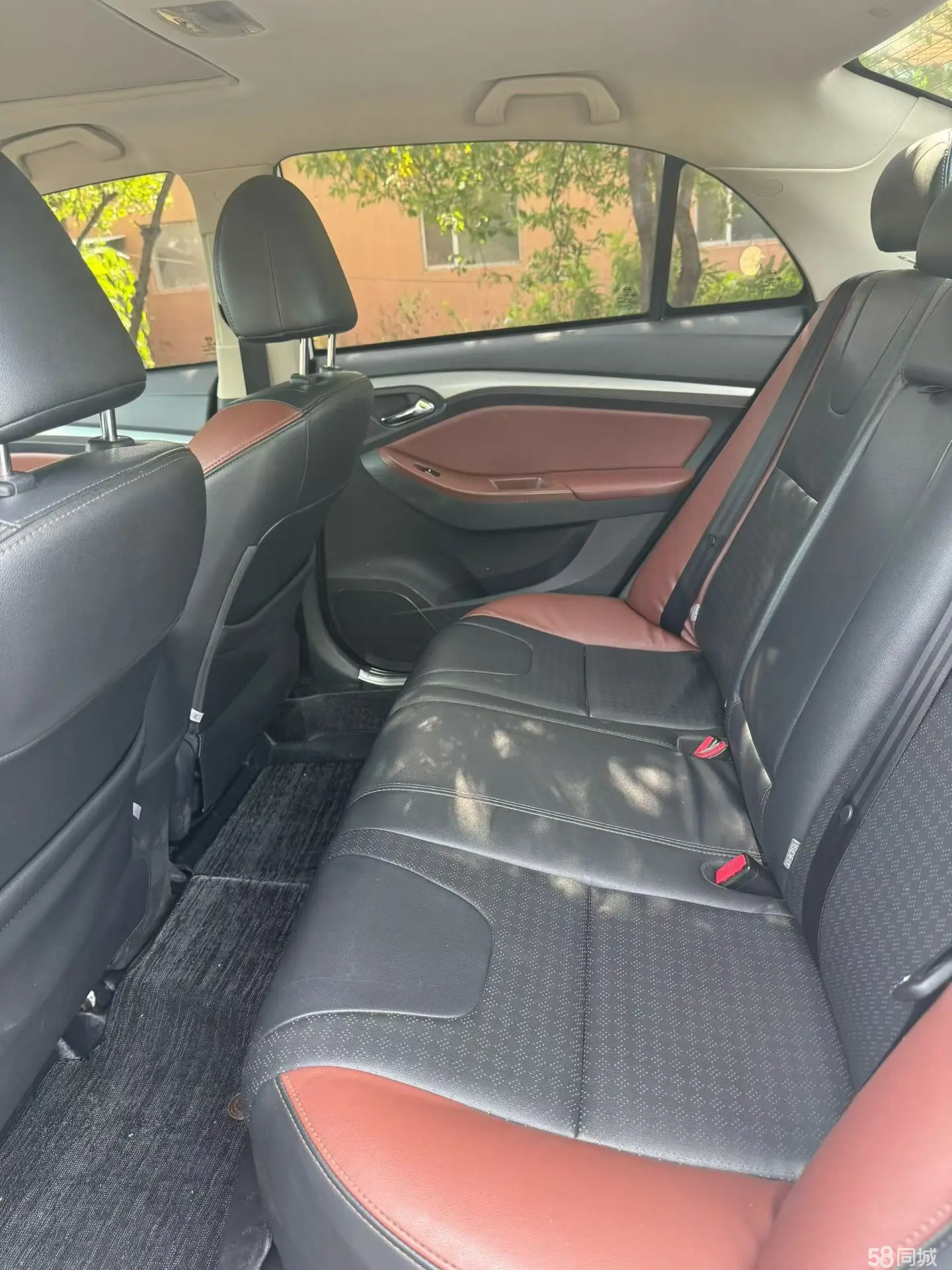 BYD G5 2015 #8 BYD G5 2015 car image #8