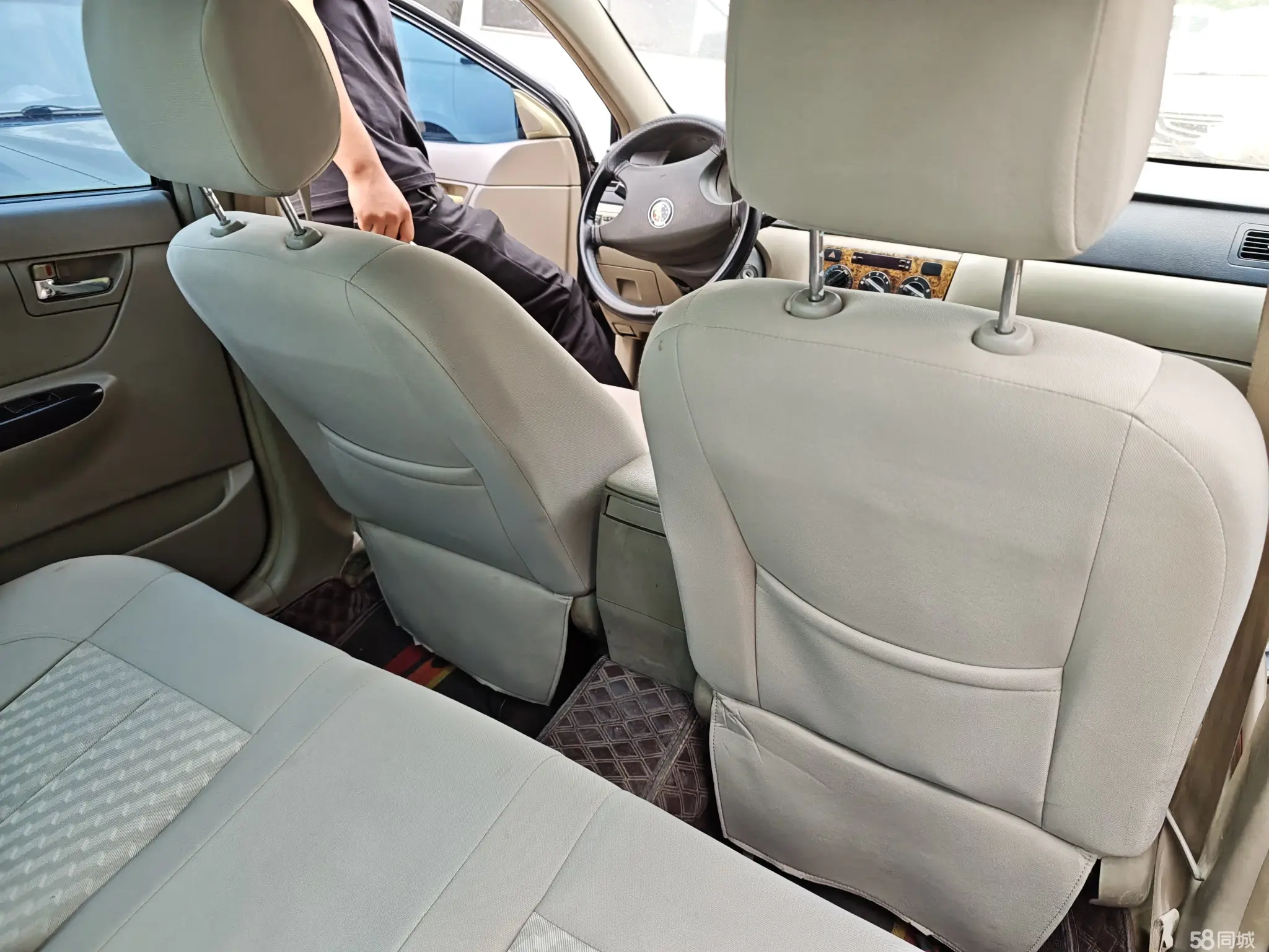 GEELY Seascape 2013 car image #8