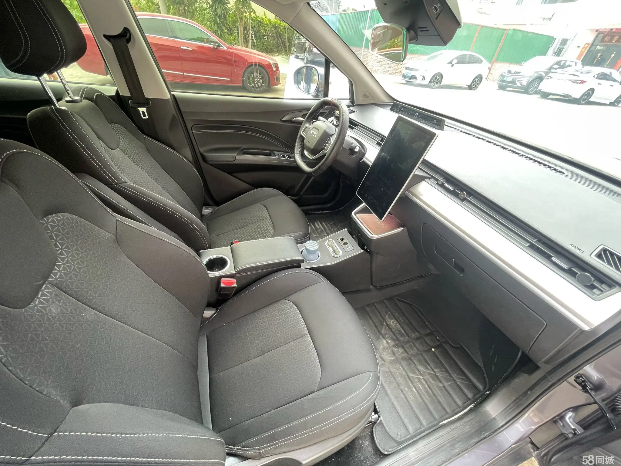 Neta V 2022 #8 Neta V 2022 изображение автомобиля #8