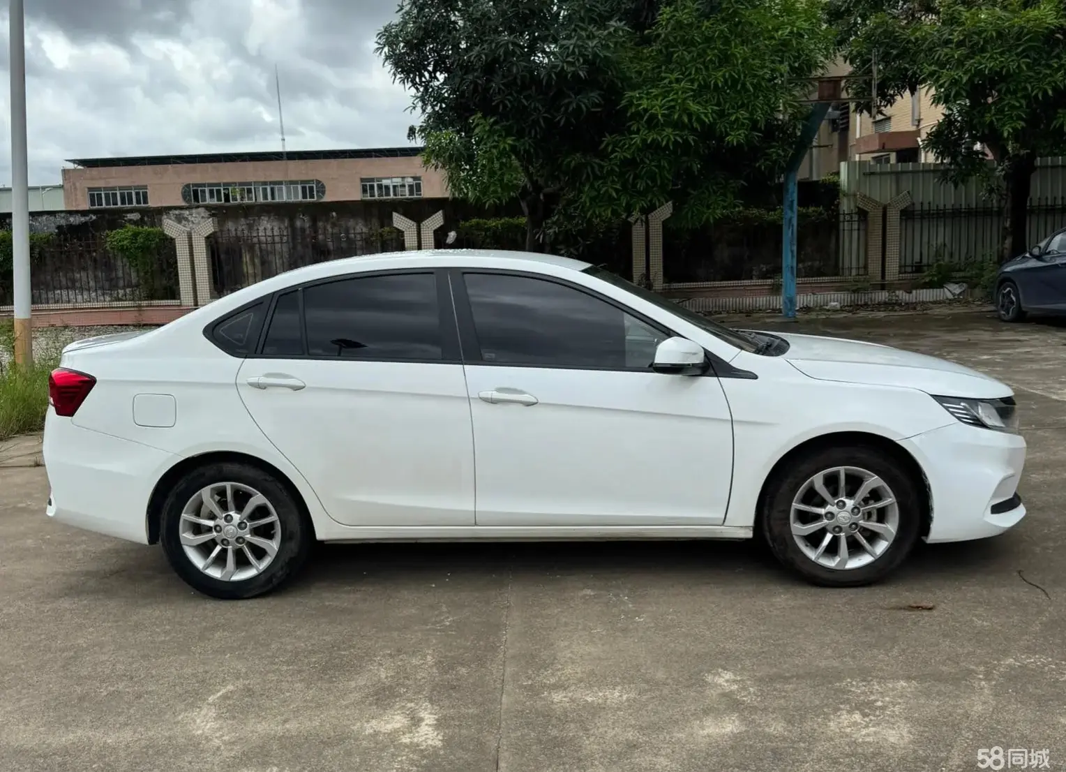 Soueast A5 Wing Dance 2020 #8 Soueast A5 Wing Dance 2020 car image #8