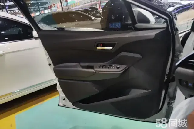 Toyota Izoa 2021 #8 Toyota Izoa 2021 immagine di auto #8