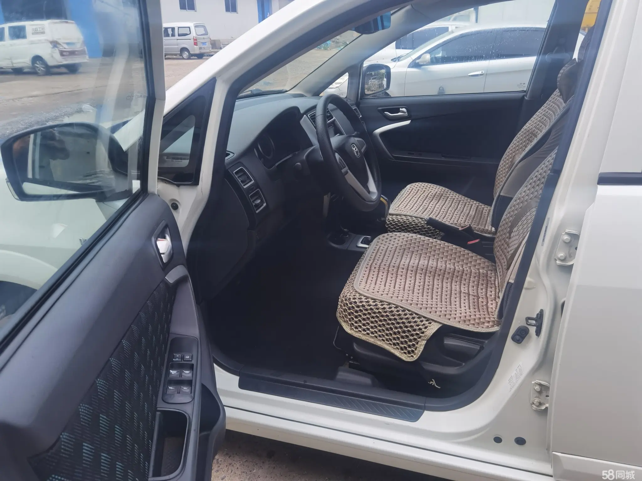 Suzuki Liana A6 2015 immagine di auto #8