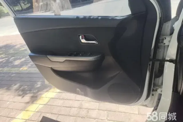 起亚 起亚K2 2014 汽车图片 #8