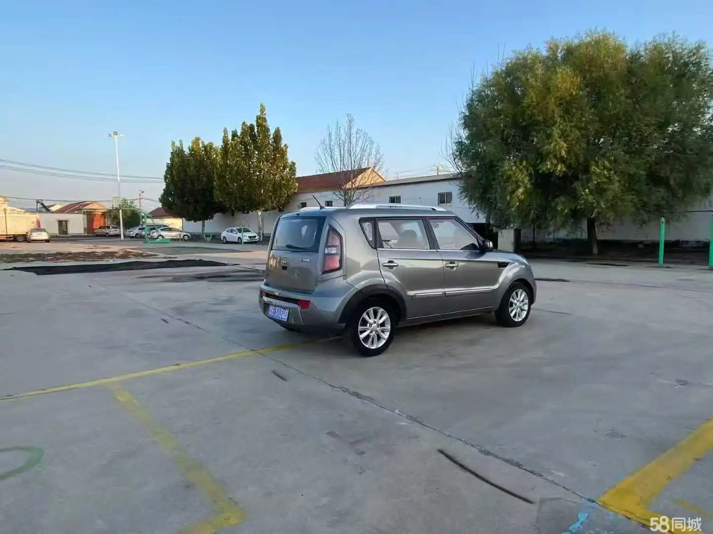 起亚 秀尔 2012 汽车图片 #8