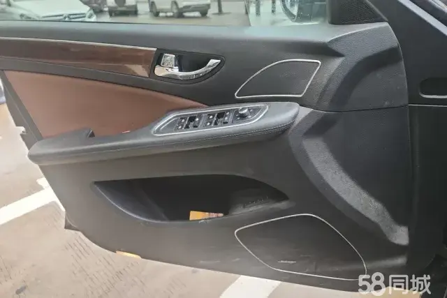 HongQi H7 2015 #8 HongQi H7 2015 car image #8