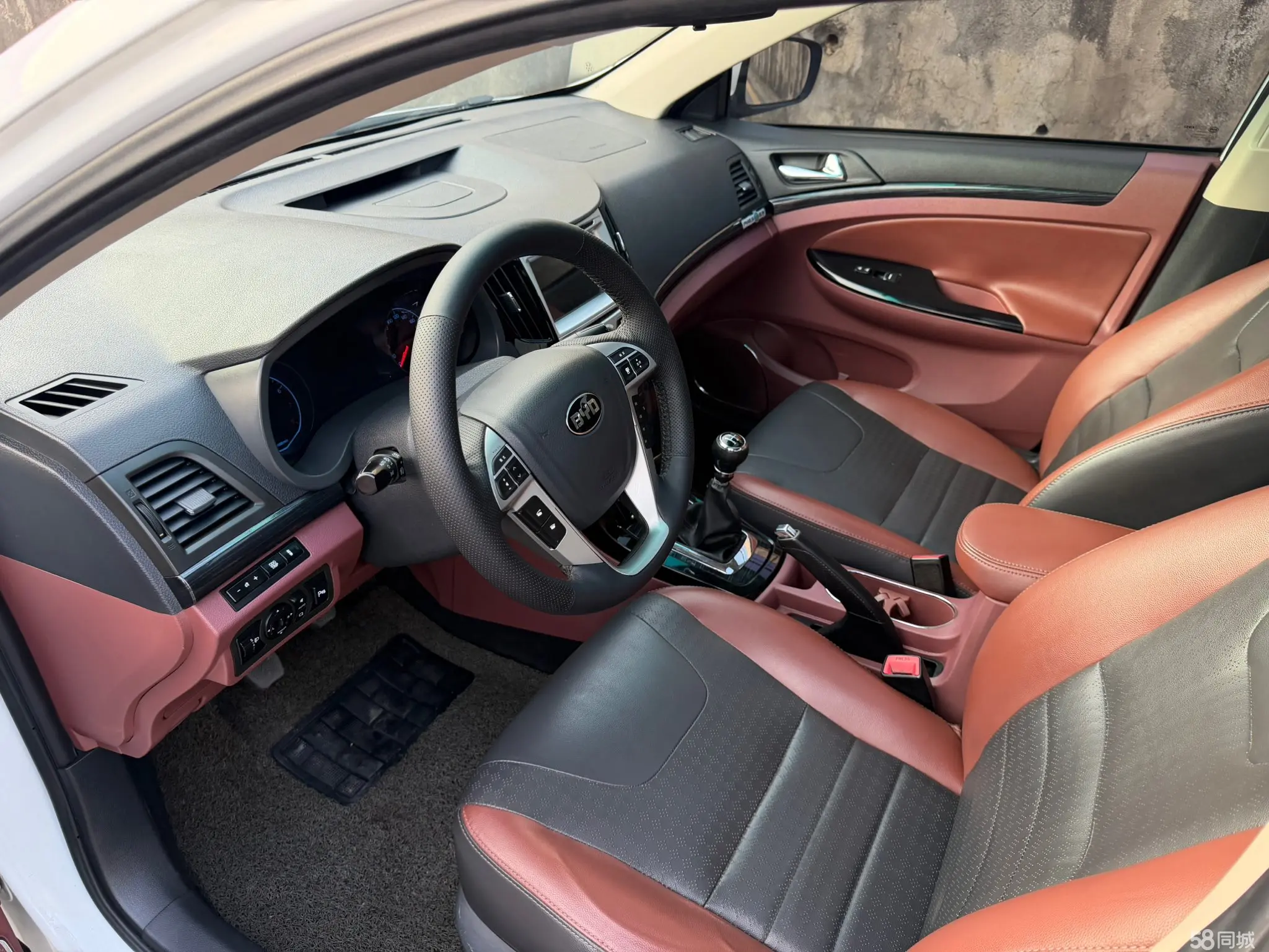 BYD SuRui 2016 #8 BYD SuRui 2016 car image #8