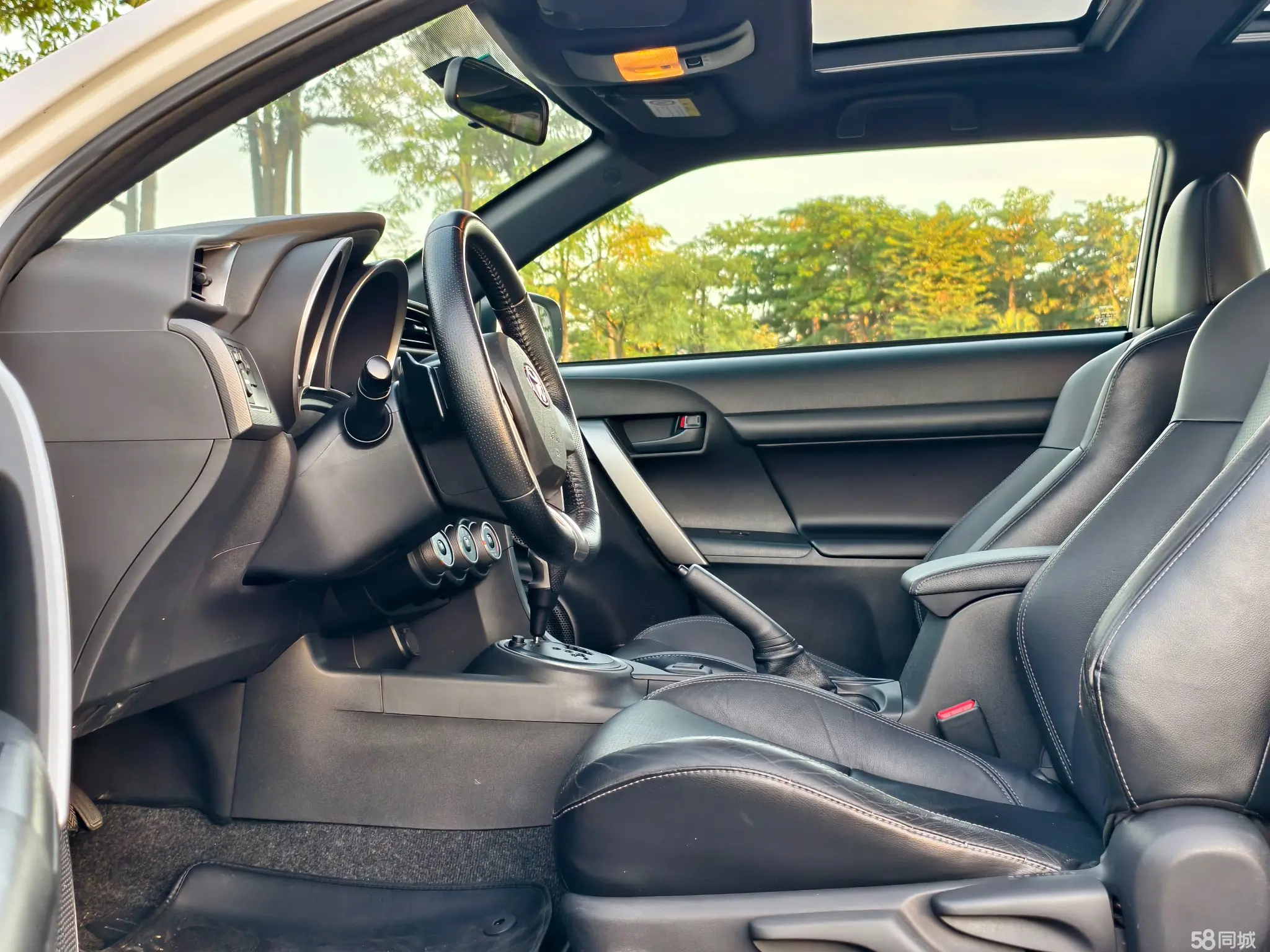 Toyota Zelas 2013 car image #8