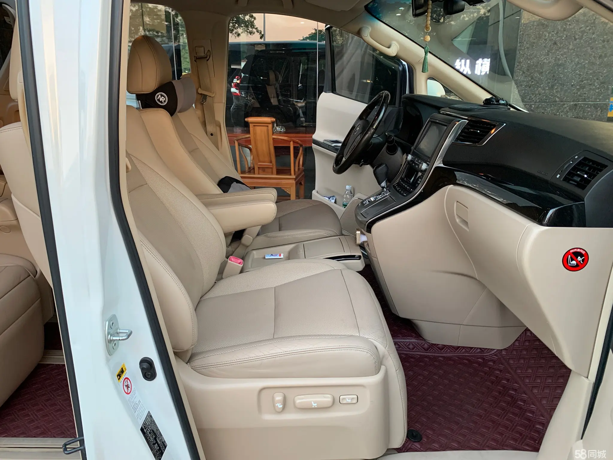 丰田 埃尔法 2013 汽车图片 #8