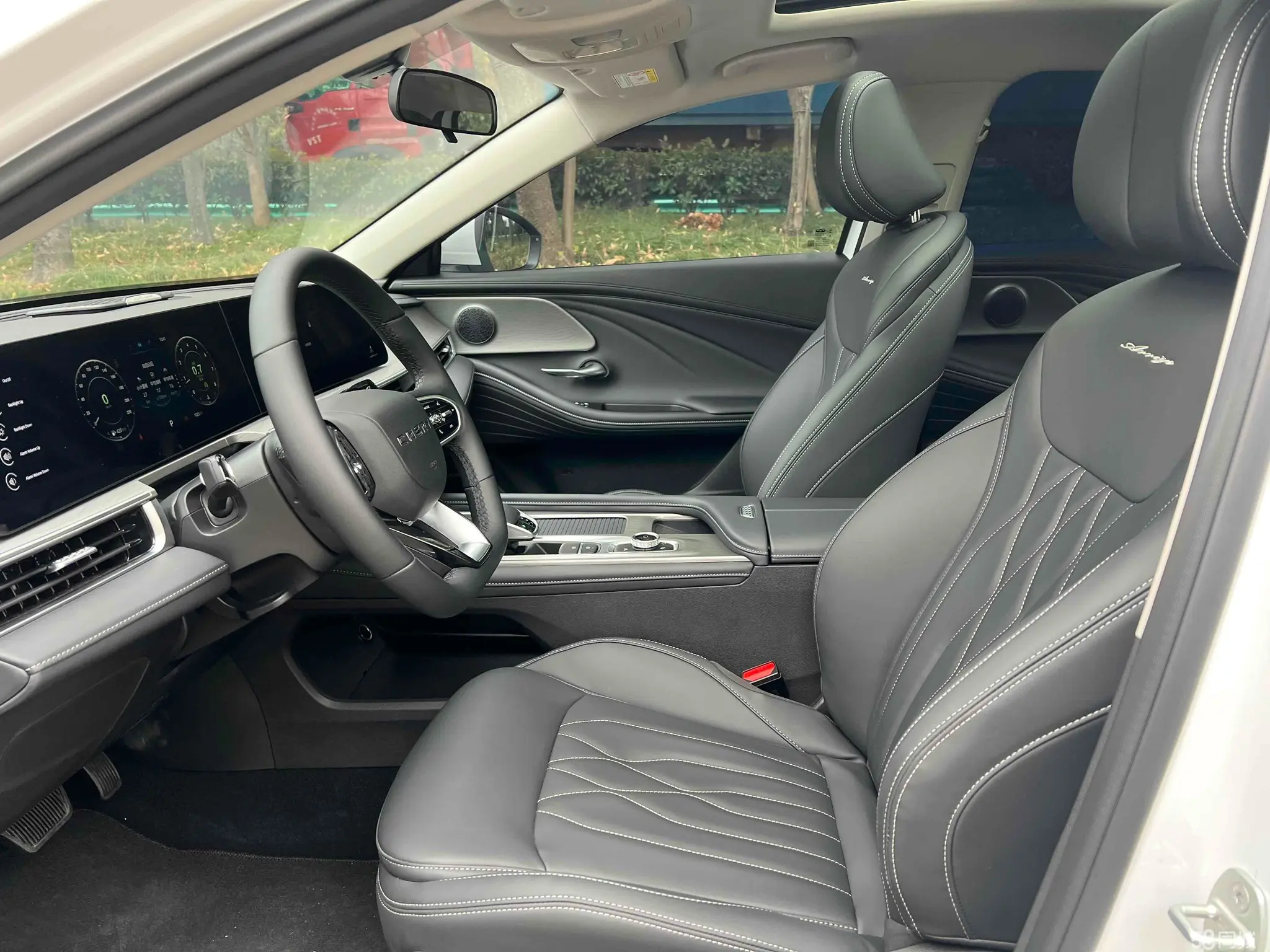 Chery Arrizo 8 Pro 2023 car image #8