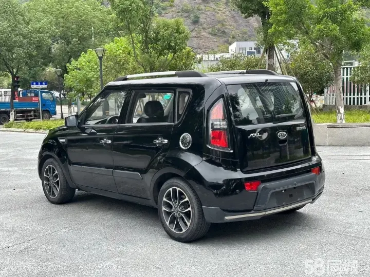 起亚 秀尔 2013 汽车图片 #8