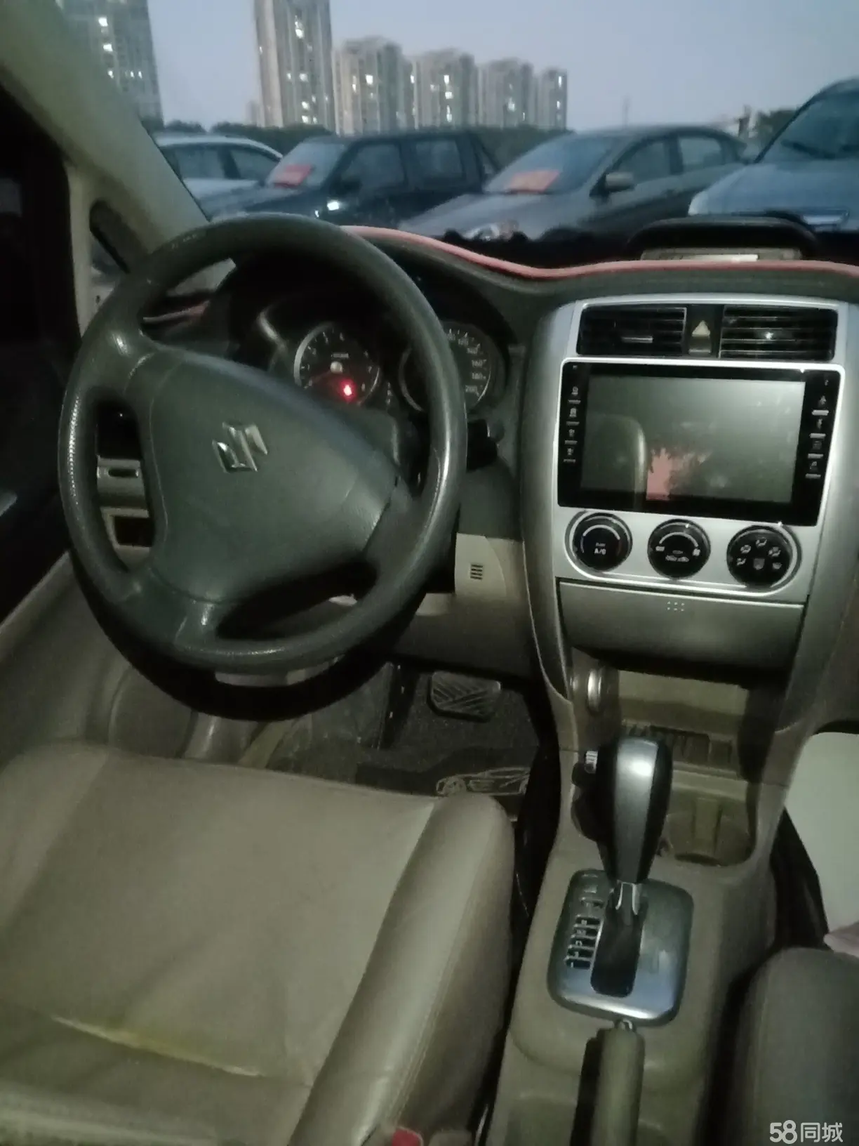 Suzuki Liana 2009 image de voiture #8