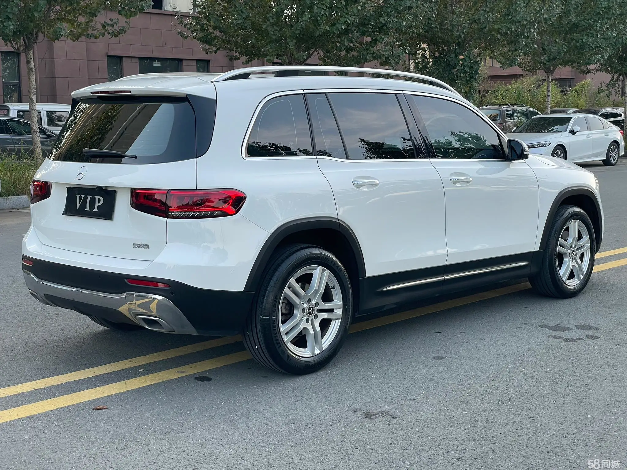 Mercedes-Benz GLB Class 2021 #8 Mercedes-Benz GLB Class 2021 car image #8