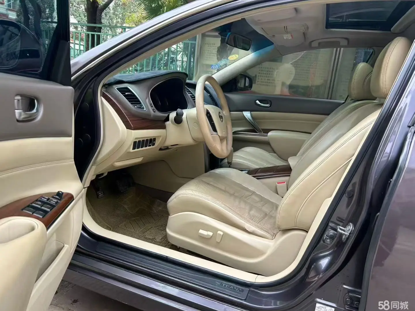 日产 日产GT-R 2009 汽车图片 #8