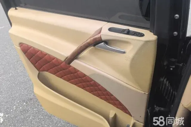 奔驰 威霆 2015 汽车图片 #8