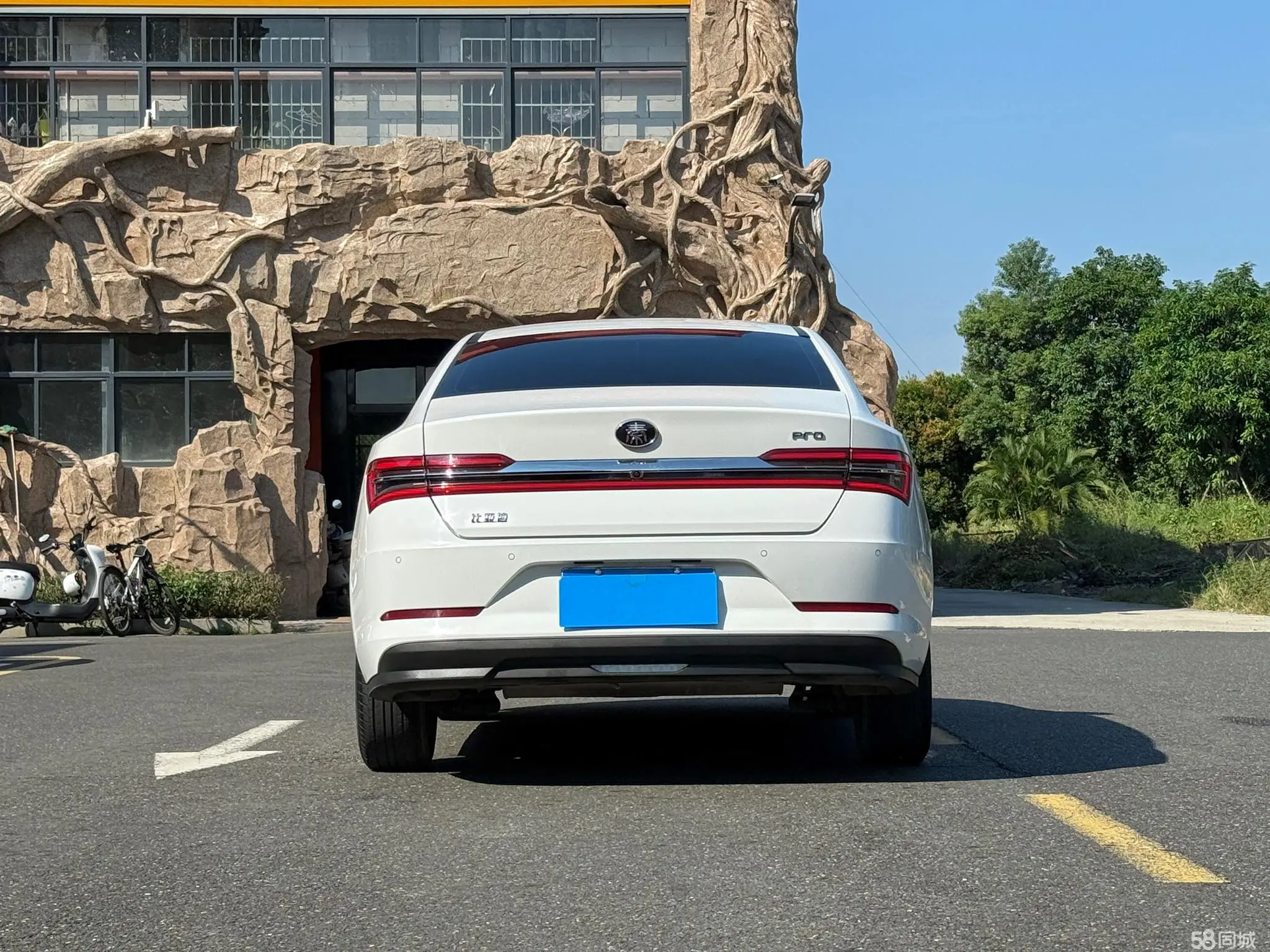 BYD Qin Pro 2019 #8 BYD Qin Pro 2019 car image #8