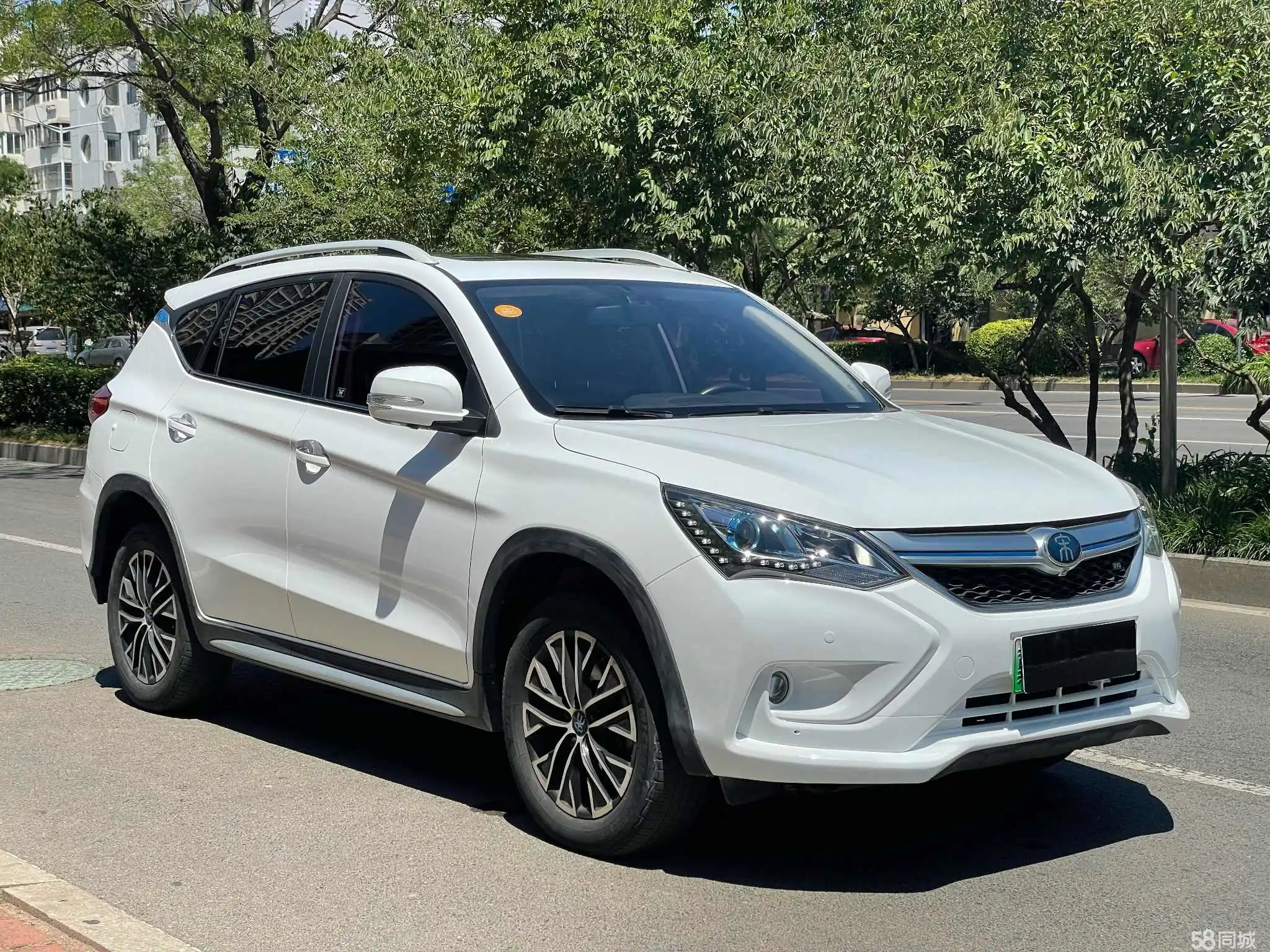 BYD Song New Energy 2018 #8 BYD Song New Energy 2018 car image #8