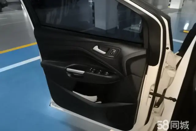 Ford Kuga 2017 #8 Ford Kuga 2017 car image #8