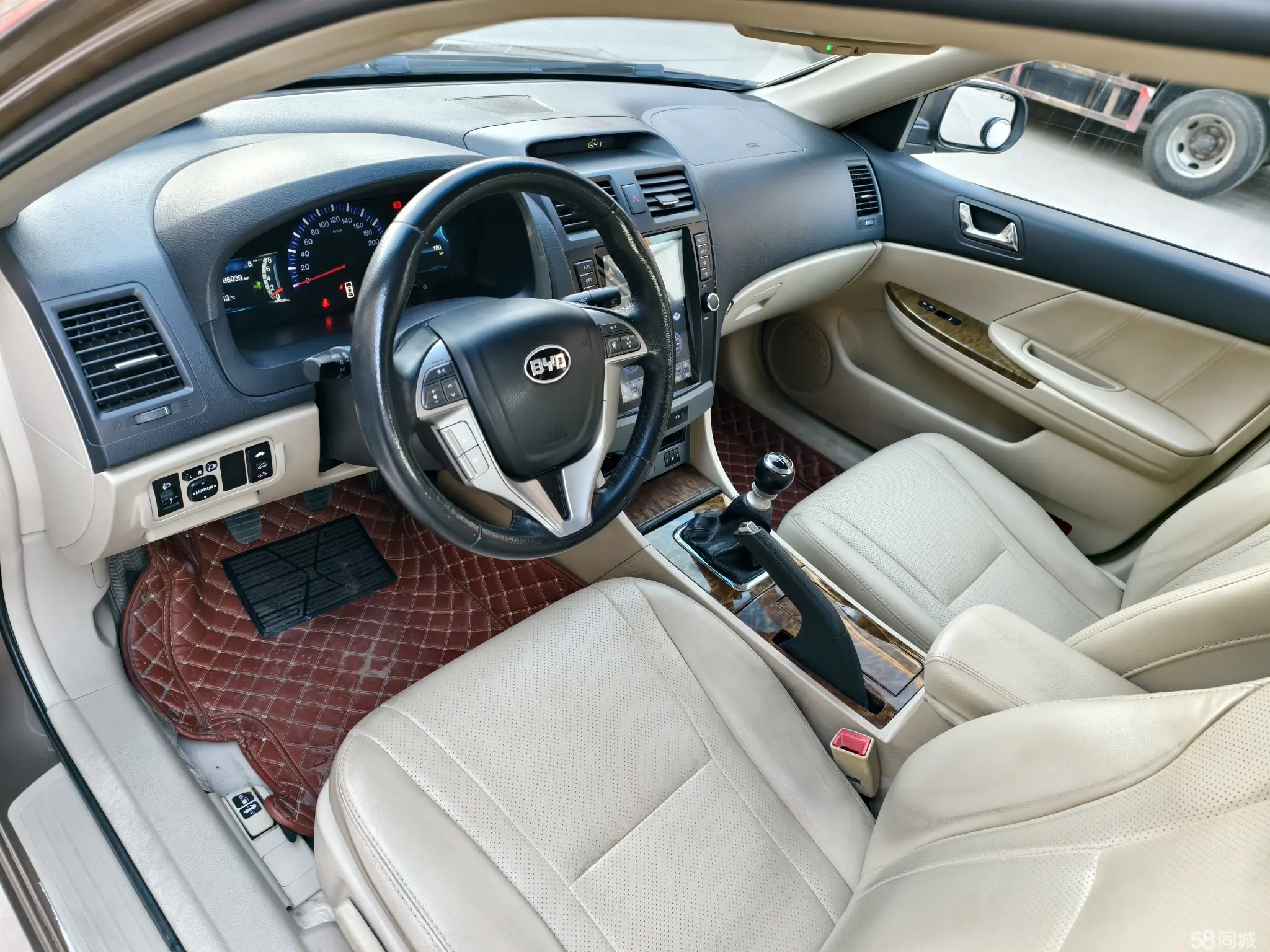 BYD G6 2012 #8 BYD G6 2012 car image #8